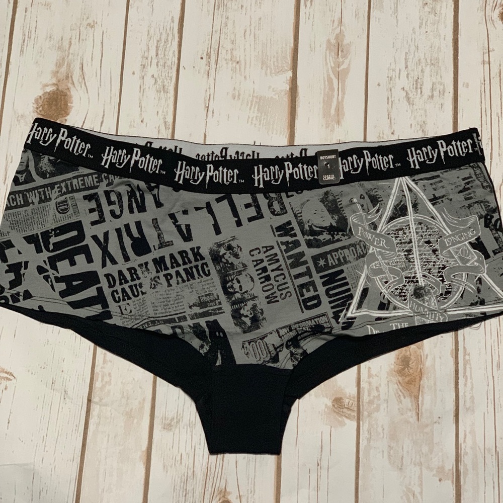 NWT torrid Harry Potter boyshort panty